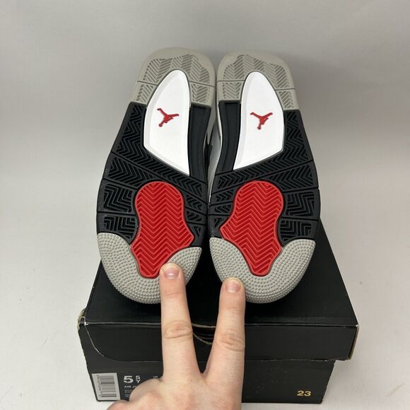 Nike Air Jordan Retro 4 Retro BG “White Cement” 2016 - Picture 5 of 6